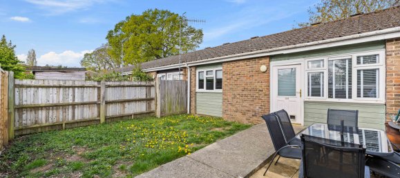 1 bedroom Bungalow in Godalming, United Kingdom No. 1022 13