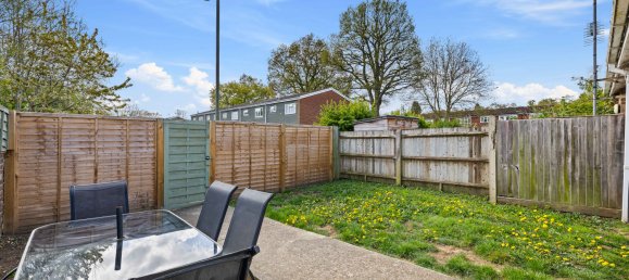 1 bedroom Bungalow in Godalming, United Kingdom No. 1022 3