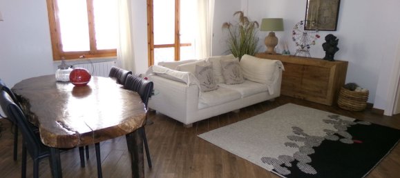 5 rooms Apartment in Sassari, Italy No. 291941 2