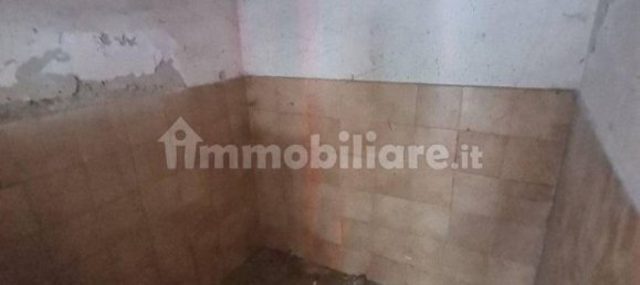 1 room Commercial property in Naples, Italy No. 270450 3