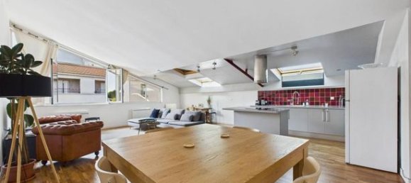 2 غرف نوم منزل ذو طابقين في Bagnolet, France رقم 356372 5