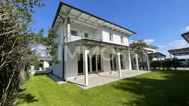 Casa de 5 habitaciónes en Gerasdorf bei Wien, Austria No. 234718