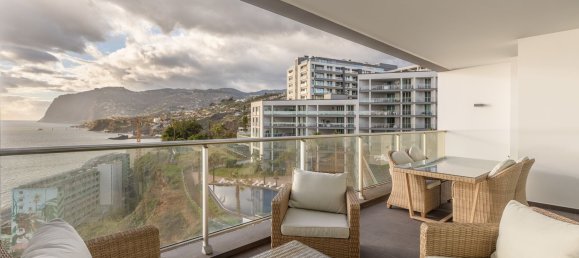 Apartamento de 2 dormitorios en Funchal, Portugal No. 95255 4