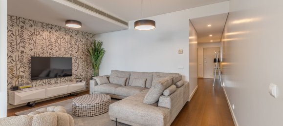 Apartamento de 2 dormitorios en Funchal, Portugal No. 95255 12
