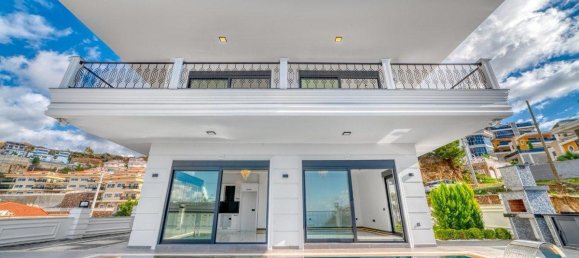 Villa de 5 habitaciónes en Kargicak, Turkey No. 19239 14