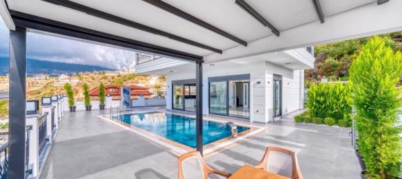 Villa de 5 habitaciónes en Kargicak, Turkey No. 19239 15