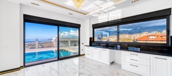 Villa de 5 habitaciónes en Kargicak, Turkey No. 19239 24