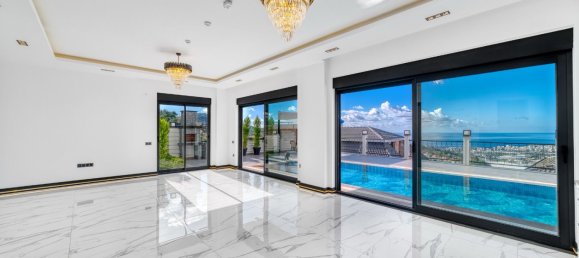 Villa de 5 habitaciónes en Kargicak, Turkey No. 19239 23