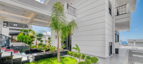 Villa de 5 habitaciónes en Kargicak, Turkey No. 19239 8