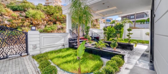 Villa de 5 habitaciónes en Kargicak, Turkey No. 19239 11