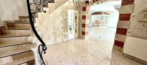 3 bedrooms Villa in Chalons-en-Champagne, France No. 344734 6