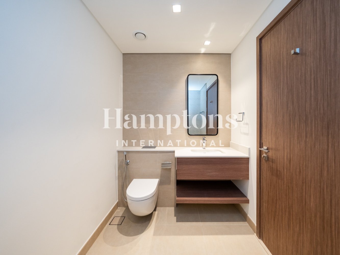 Apartamento T2 em Mina Rashid, UAE N.º 190553