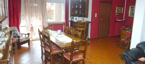 Дом с 5 комнатами в Асти, Италия № 141560 5