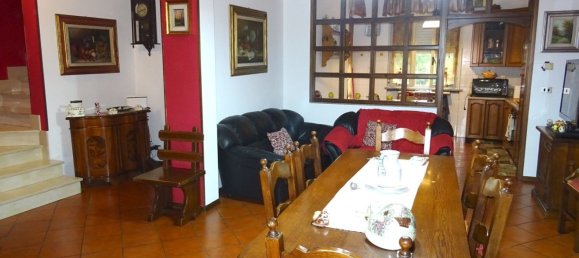 Дом с 5 комнатами в Асти, Италия № 141560 6