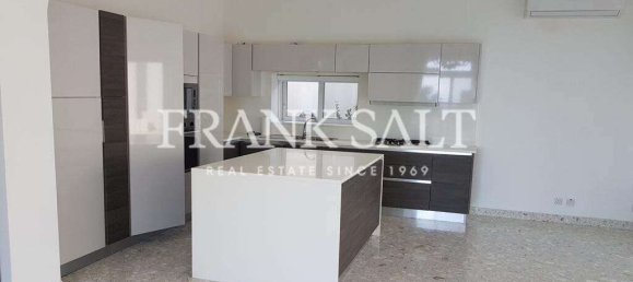 4 Schlafzimmer Villa in Swieqi, Malta, Nr. 6907 5