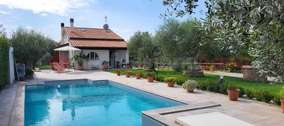 5 rooms Villa in Cecina, Italy No. 79556 2