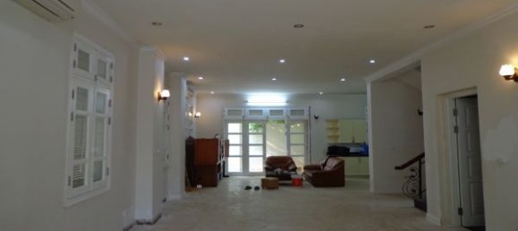 4 bedrooms Villa in Bac Tu Liem, Vietnam No. 6443 3