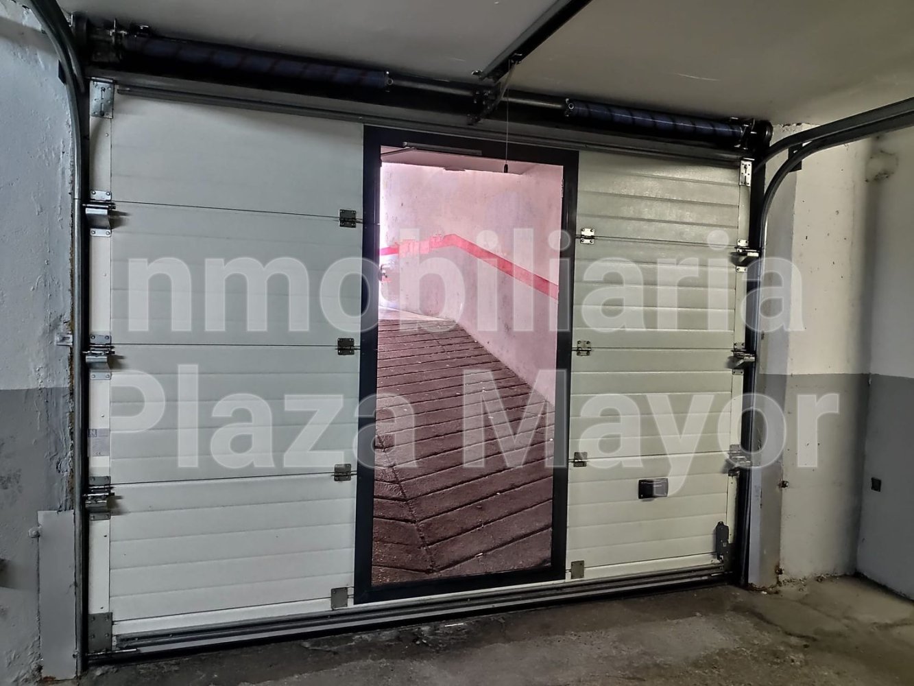 Garage in Salamanca, Spain, Nr. 70188