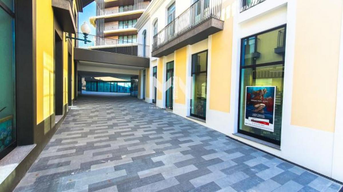 38m² Shop in Funchal, Portugal No. 1913