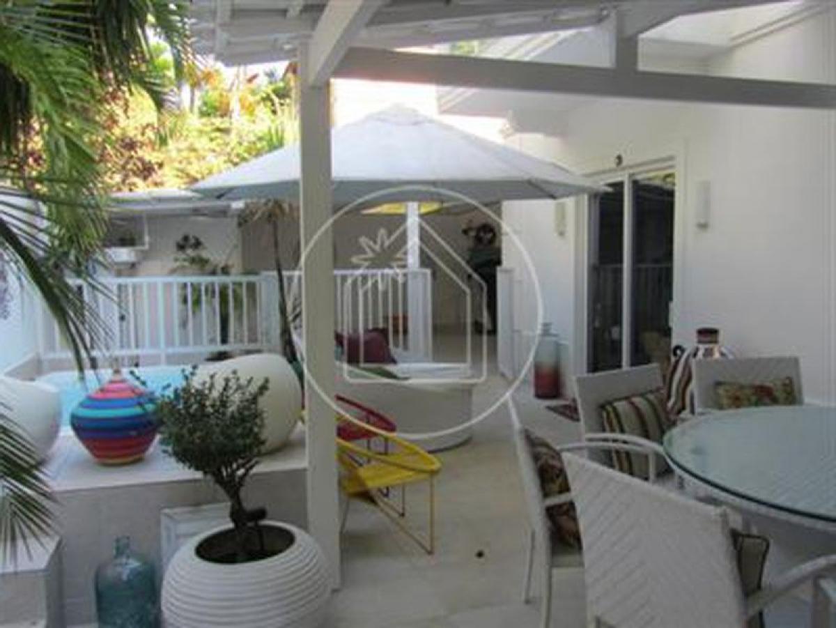 4 bedrooms House in Rio de Janeiro, Brazil No. 545274