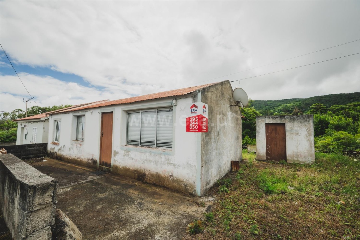  Land in Praia da Vitoria, Portugal No. 332060