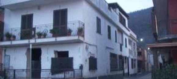 6 rooms Apartment in San Felice a Cancello, Italy No. 263668 2