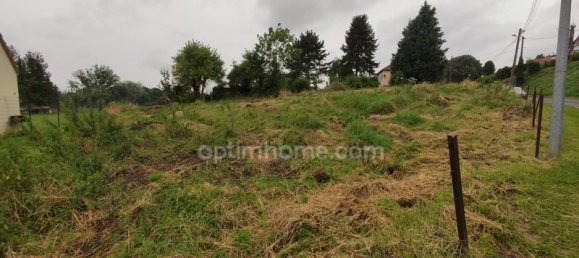 Land in Saint-Simon, France No. 63904 2