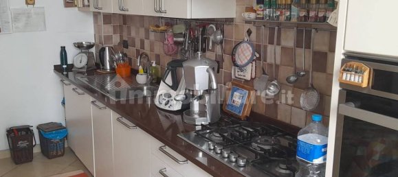 4 Schlafzimmer Wohnung in Genoa, Italy, Nr. 373212 12