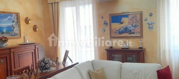 4 Schlafzimmer Wohnung in Genoa, Italy, Nr. 373212 19