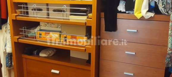 4 Schlafzimmer Wohnung in Genoa, Italy, Nr. 373212 22