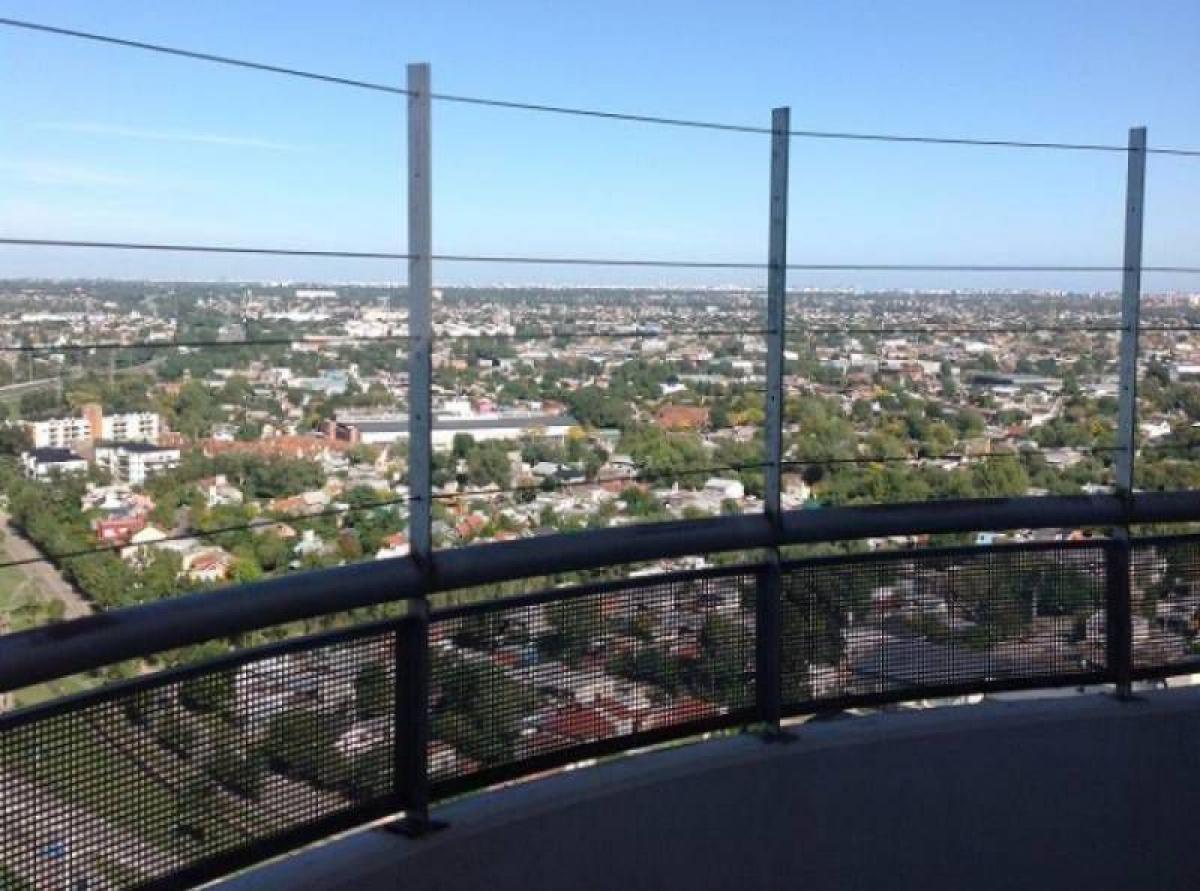 Apartamento T3 em Tigre, Argentina N.º 53944