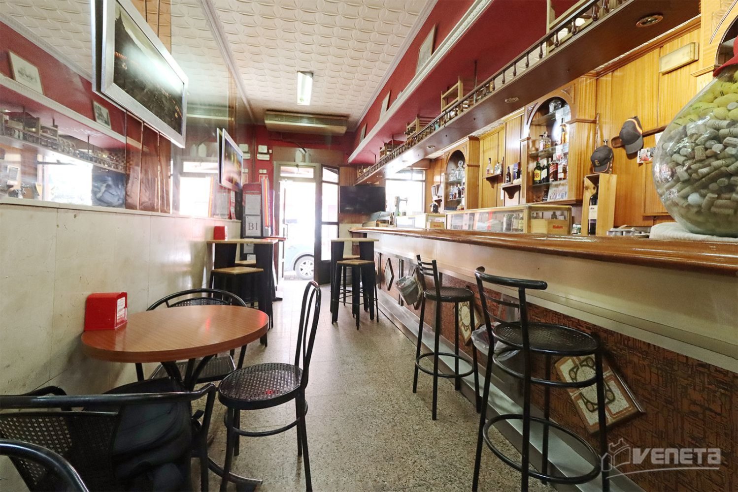 56m² Commercial property in Madrid, Spain No. 163085