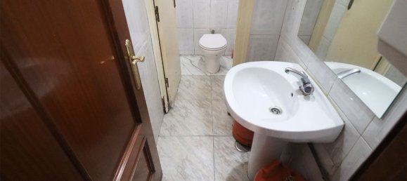 56m² Commercial property in Madrid, Spain No. 163085 9