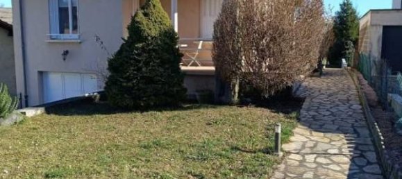 3 bedrooms Villa in Ceyrat, France No. 194967 3