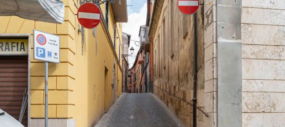 Apartamento T2 em Canino, Italy N.º 374380 2