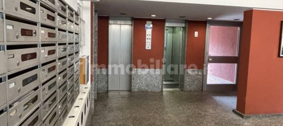 Studio in Peschiera Borromeo, Italy No. 262046 27