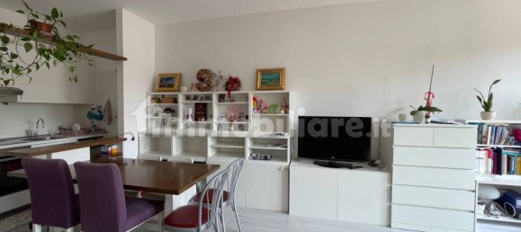 Studio in Peschiera Borromeo, Italy No. 262046 9