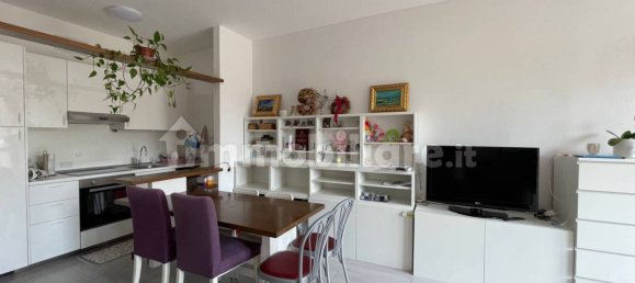 Studio in Peschiera Borromeo, Italy No. 262046 7