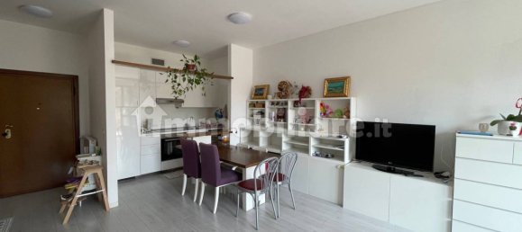 Studio in Peschiera Borromeo, Italy No. 262046 6