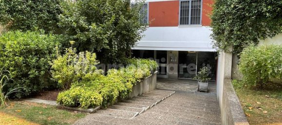 Studio in Peschiera Borromeo, Italy No. 262046 23