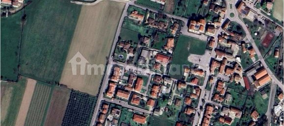 Дом с 2 спальнями в Порденоне, Италия № 348857 17