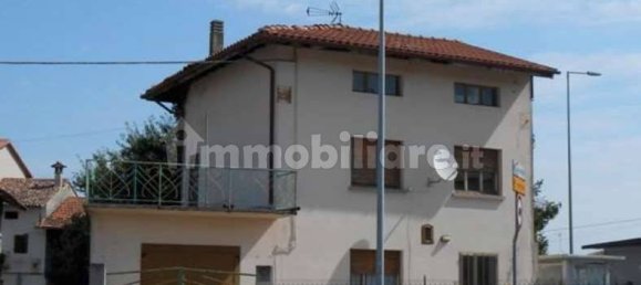 Дом с 2 спальнями в Порденоне, Италия № 348857 2