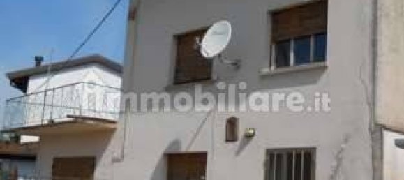 Дом с 2 спальнями в Порденоне, Италия № 348857 5