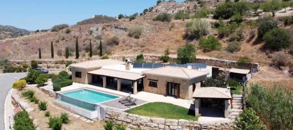 4 غرف نوم فيلا في Episkopi, Cyprus رقم 18670 2