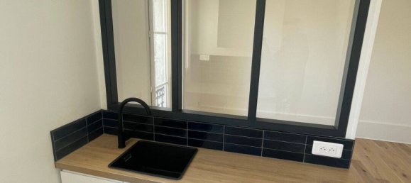 2 bedrooms Apartment in Charenton-le-Pont, France No. 328405 6