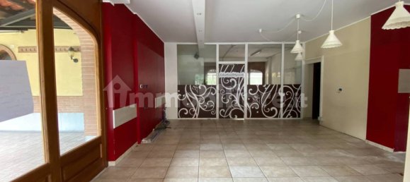 1-Zimmer Gewerbliche Immobilie in Orbassano, Italy, Nr. 169752 6