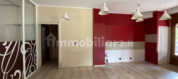 1-Zimmer Gewerbliche Immobilie in Orbassano, Italy, Nr. 169752 3