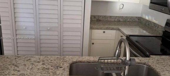1 Schlafzimmer Gewerbliche Immobilien in Miami, USA, Nr. 615661 11