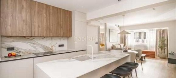 Apartamento de 2 dormitorios en Madrid, Spain No. 127453 3