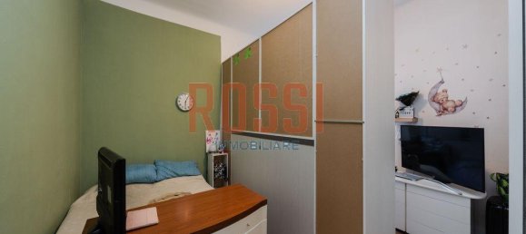2 rooms Apartment in Monza, Italy No. 108943 9